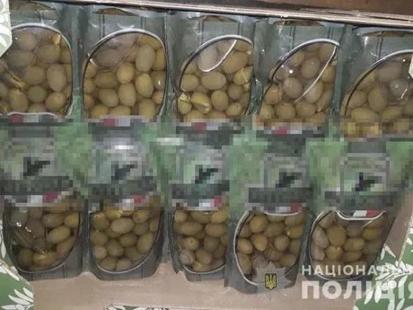 У Києві підпільно виготовляли оливкову олію