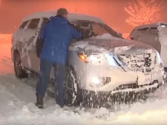 "Атмосферні ріки" в Каліфорнії: 2 м снігу та повені на радість фермерам