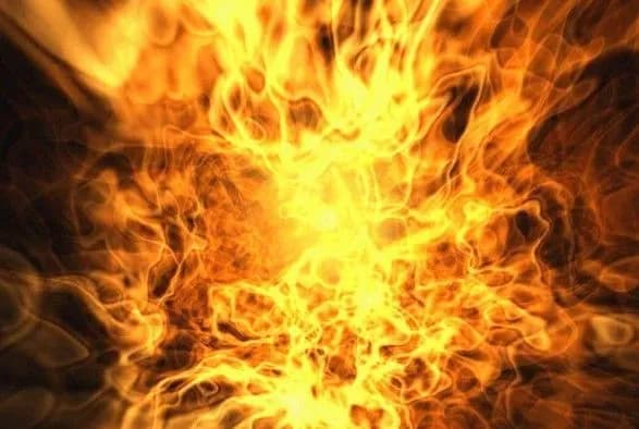 На Дніпропетровщині під час пожежі в житловому будинку загинула жінка