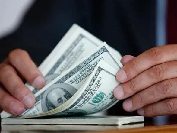 Чиновника спіймали на хабарі за місце у кооперативі і ділянку під лазні