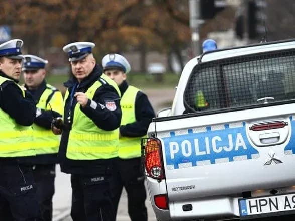 У Польщі в офіс опозиційної партії надіслали листи з погрозами