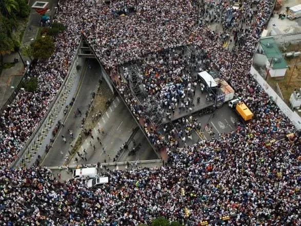 Кількість загиблих у сутичках на території Венесуели зросла до 16