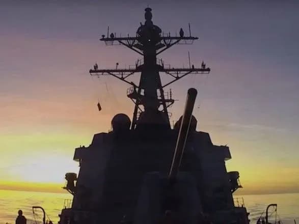 США надіслали військові кораблі до Тайванської протоки біля Китаю