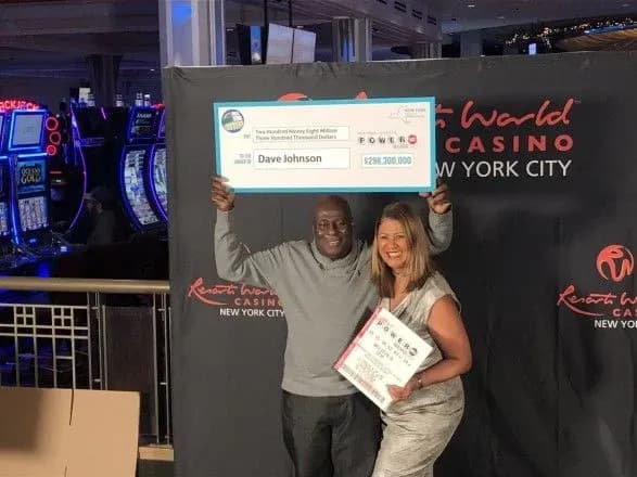 Американський далекобійник придбає Porshe після виграшу в лотерею