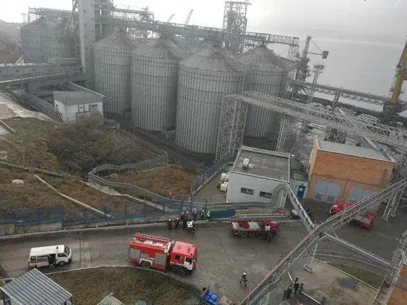 У Миколаєві горів морський порт