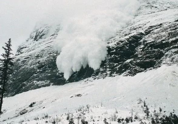 У Карпатах небезпека сходження лавин