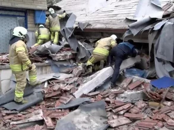 В мережі з'явилось відео обвалення багатоповерхівки в Стамбулі