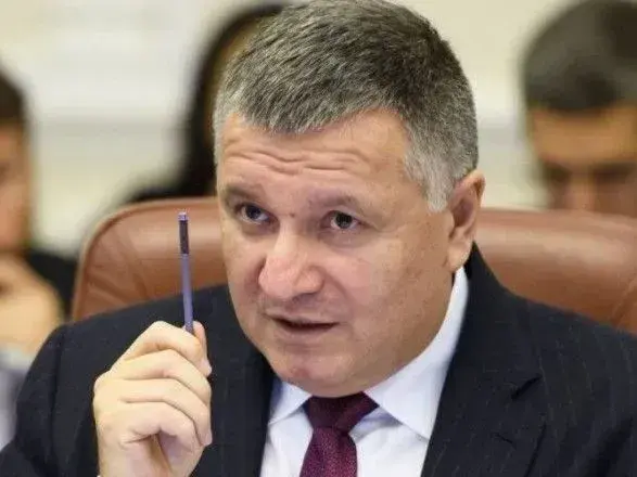 Аваков закликав організаторів підкупу виборців зупинитись