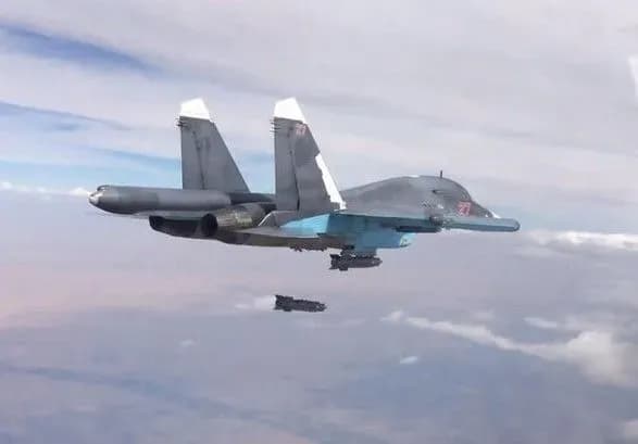 Авиаудар международной коалиции привел к гибели трех мирных жителей на востоке Сирии