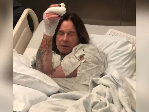 Оззі Осборн госпіталізований у відділення інтенсивної терапії