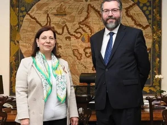 МЗС Бразилії провело переговори з представницею Гуайдо щодо допомоги Венесуелі