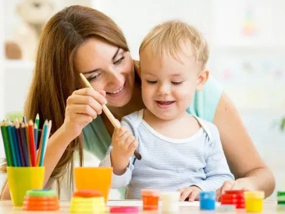 У Мінсоцполітики попередили, хто не зможе скористатися "муніципальною нянею"