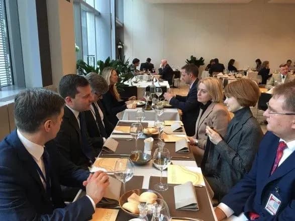 У НАТО підтвердили готовність продовжувати тиск на РФ