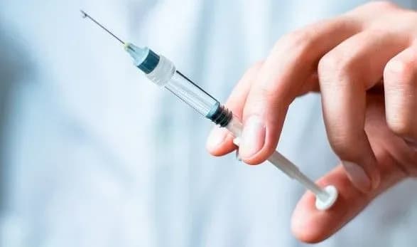 Предпринимателей Польши призвали бесплатно прививать от кори работников