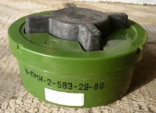 Окупанти продовжують постачати зброю та боєприпаси на Донбас – розвідка