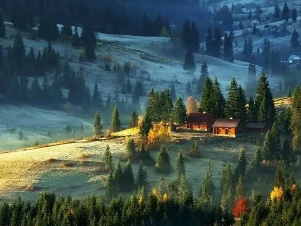 Порошенко: туризм займає 1,5% ВВП України