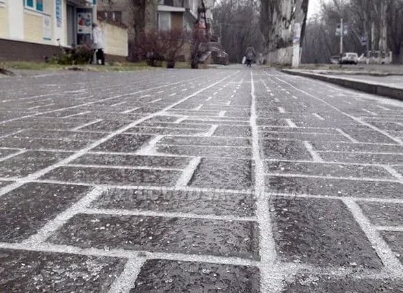 За останню добу у Києві через ожеледицю травмувалися 13 людей