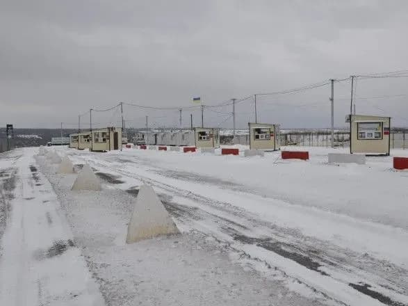 ООС: гуманітарний коридор на Донбасі опинився "на паузі"