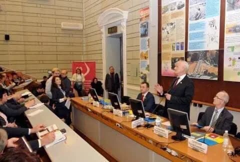 Нардепи і інтелектуальна еліта обговорили в Харкові реформу освіти - Грановський