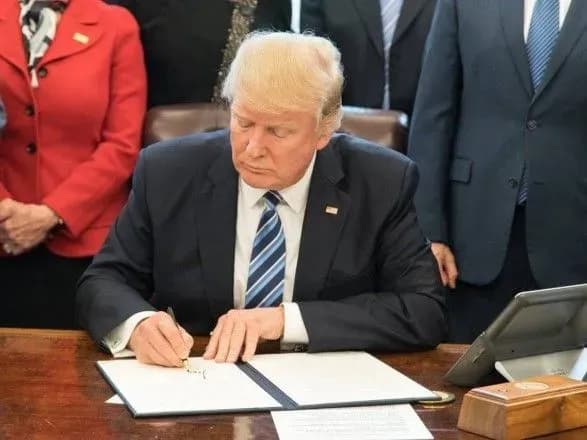 Трамп підписав урядовий бюджет США