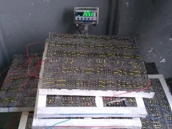 Українець намагався незаконно вивезти до Польщі чверть тонни тютюну