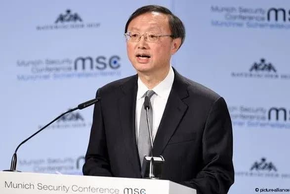 Китай сподівається на повернення Росії і США до виконання ДРСМД