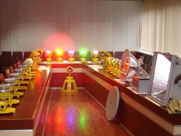 Три військових аеропорти обладнали вітчизняною світлосигнальною системою