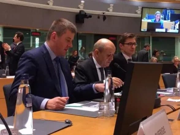 Голова МЗС Чехії закликав ЄС звертати більше уваги на Донбас