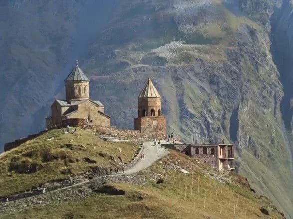 Новинський заявив, що грузинський патріарх підтримує Онуфрія