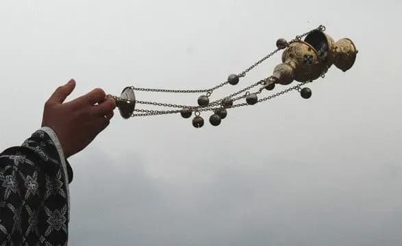 На окупованій частині Донеччини у 36 парафіях ПЦУ служать три священика і два диякона