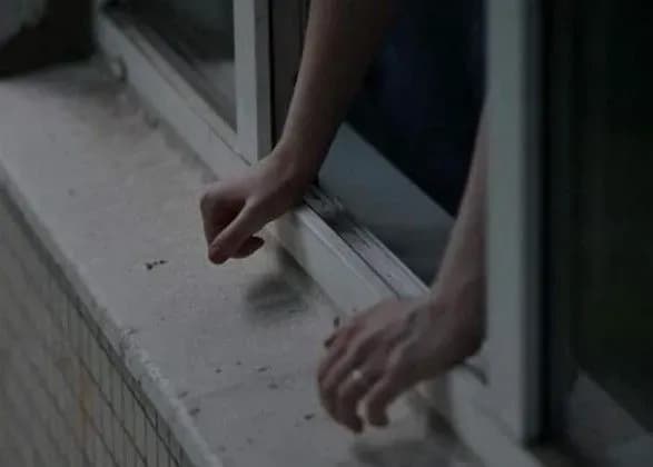 В Борисполе 17-летний парень упал с девятого этажа