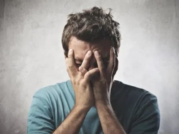 Щороку понад 100 тис. українців стають на облік з важкими психічними захворюваннями -Турчинов