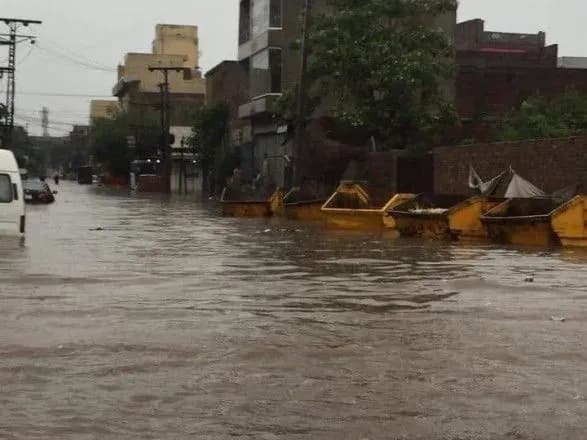 У Пакистані через повені загинули 13 людей