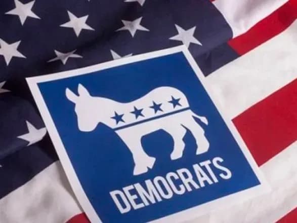 В США уже определились 14 кандидатов от Демпартии на пост президента страны