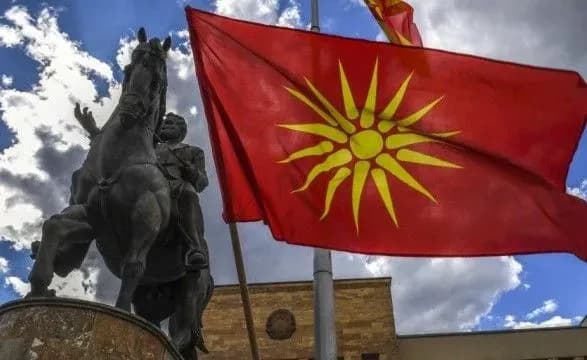 Украина ввела временный безвиз для граждан Республики Северная Македония