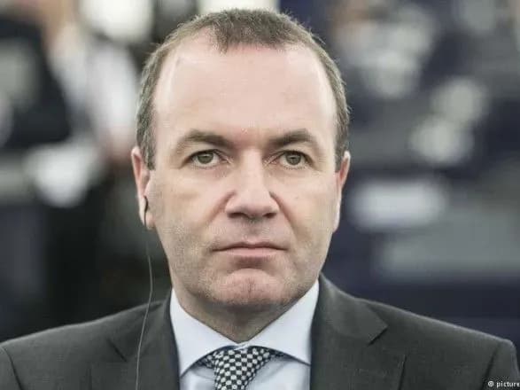 Міграційний скандал в Угорщині: Вебер вирушить на переговори з прем'єром Орбаном