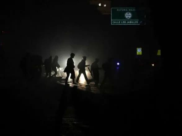 Влада Венесуели скасували робочий дні 11 березня через знеструмлення країни