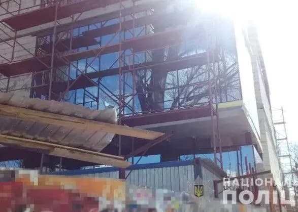 В Одесі почали розслідувати падіння цегли на жінку