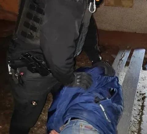 У Кропивницькому рецидивiст напав з ножем на таксиста