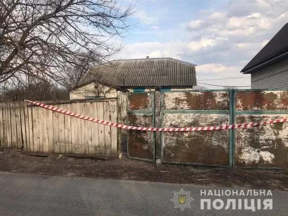 На Київщині заробітчанин зарубав сокирою чоловіка