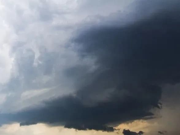 Сьогодні у Києві дощ та сильний вітер