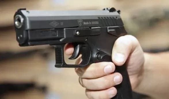 На Вінниччині чоловік стріляв у поліцейських