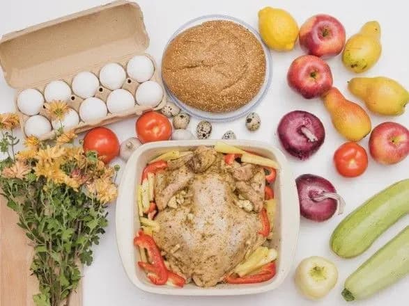 НБУ: в Украине дешевеют фрукты и яйца