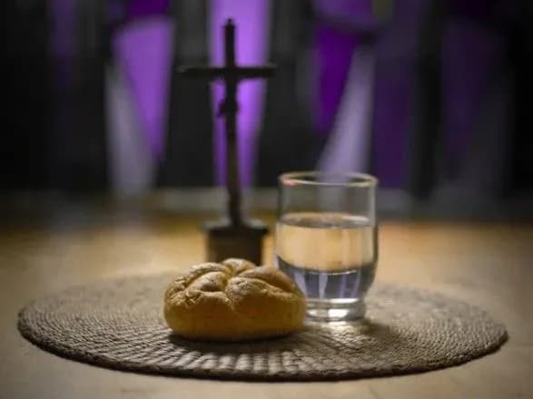 Медик розповів, кому не варто дотримуватися посту