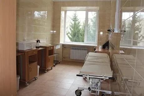 Керівник лікарні вкрав гроші, надані для транспортування благодійної допомоги