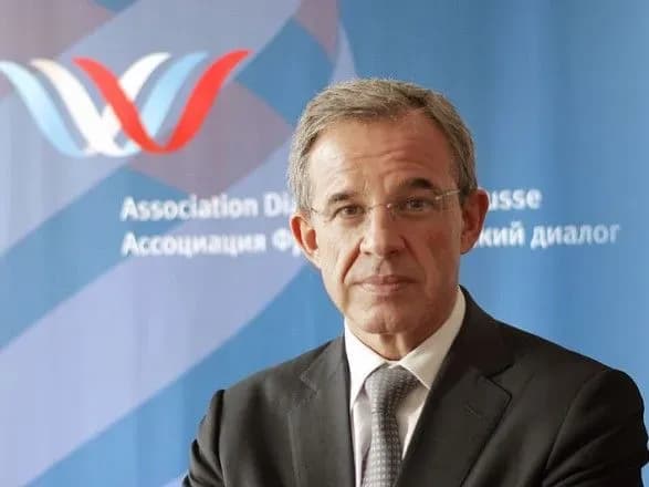 До окупованого Криму навідається група французьких політиків