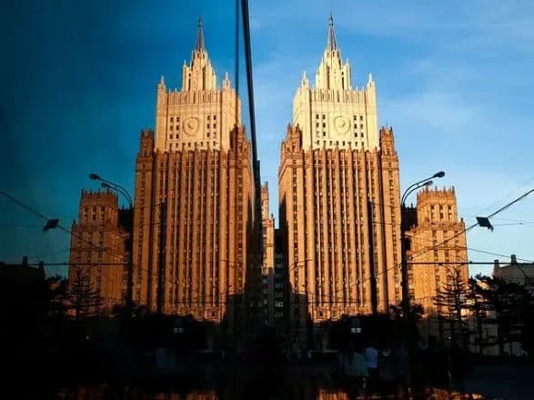 МЗС РФ: чекаємо від посла Великої Британії відповідей на питання щодо інциденту в Солсбері