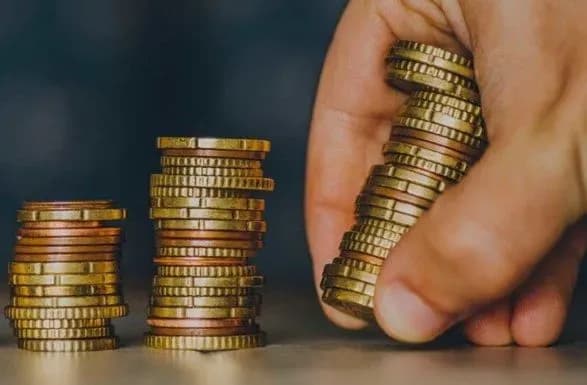 Чисті міжнародні резерви НБУ за місяць скоротилися на 2,3%