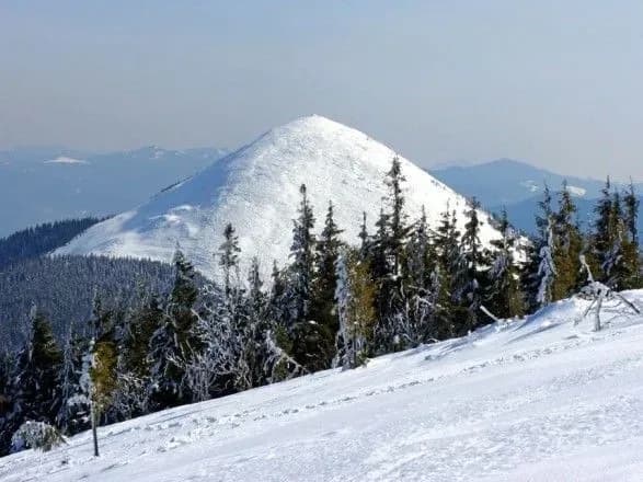 Цими вихідними у Карпатах очікується значна лавинна небезпека