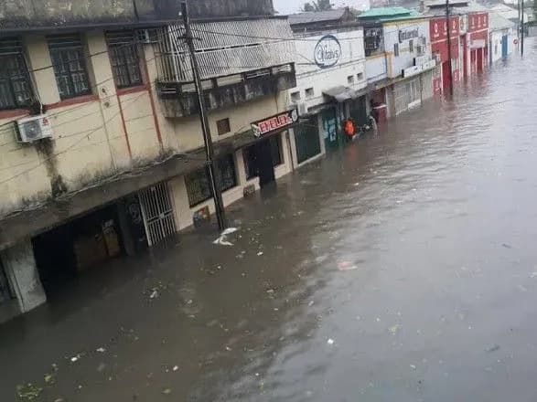 Потужний циклон на півдні Африки забрав життя понад 140 людей